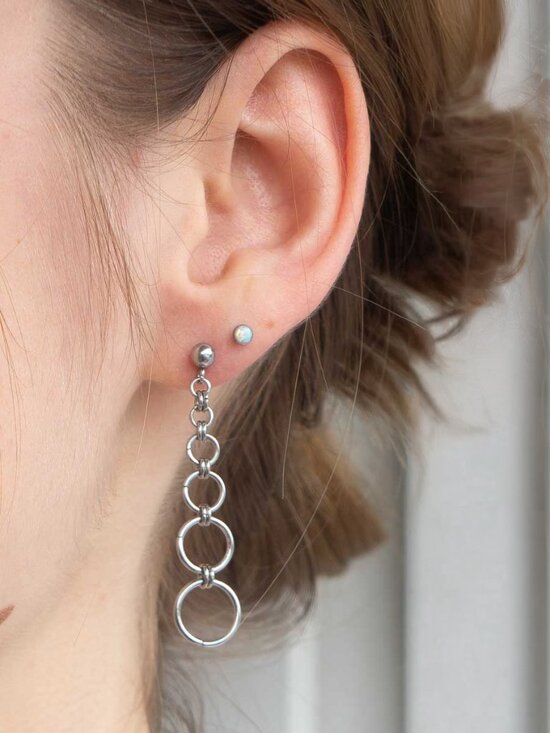 Handmade Jewelry - Long silver graduated hoop earrings